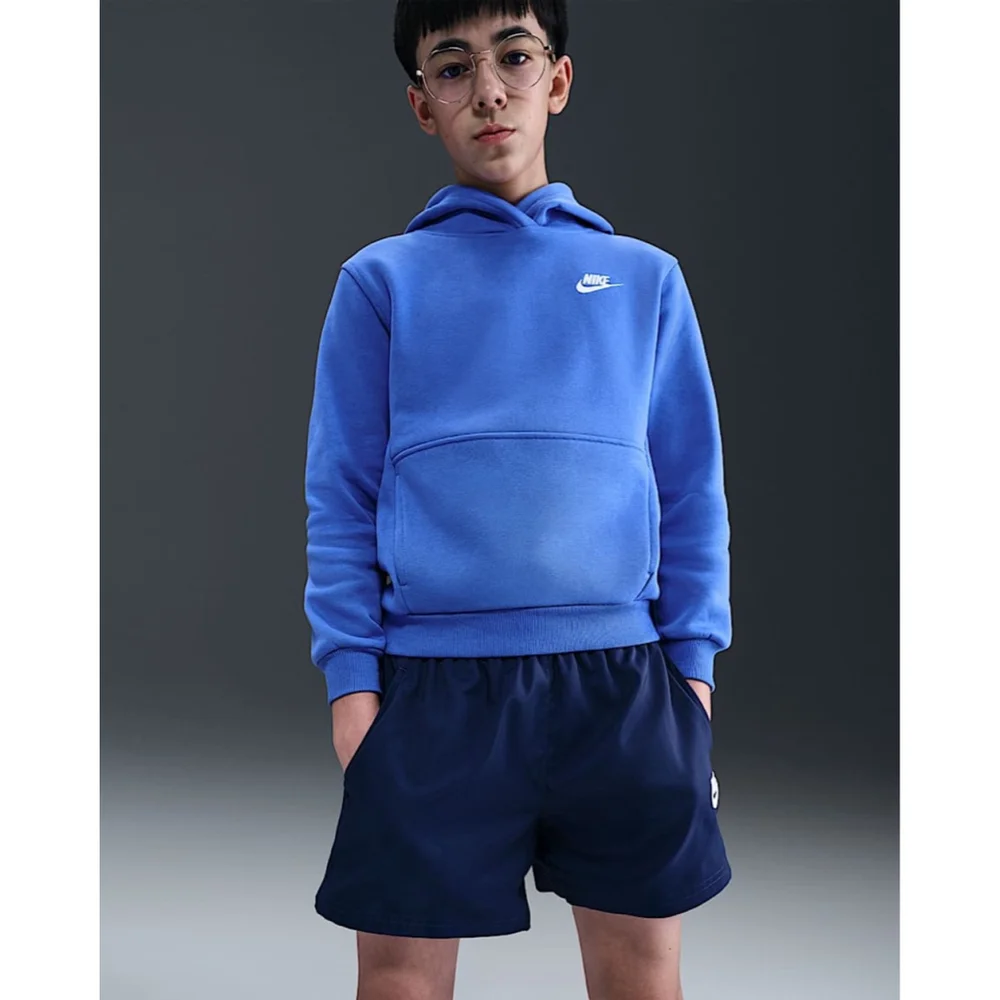 Nike sportswear club